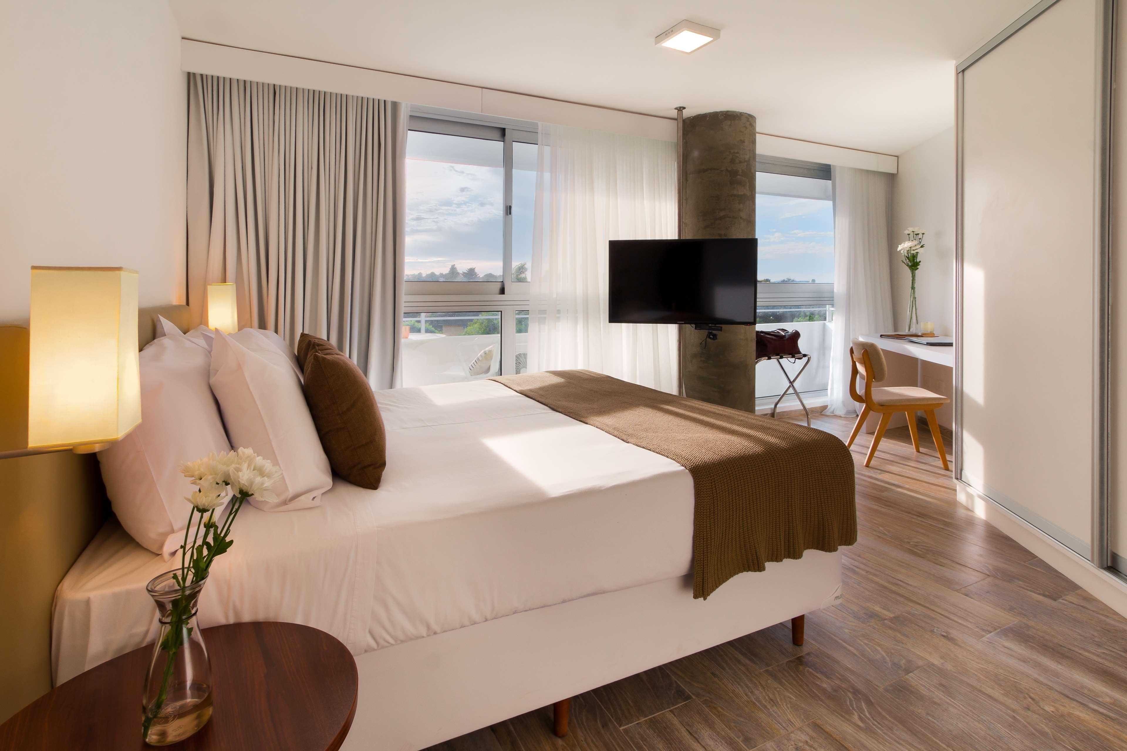 Dazzler By Wyndham Colonia Hotel Colonia del Sacramento Exterior photo