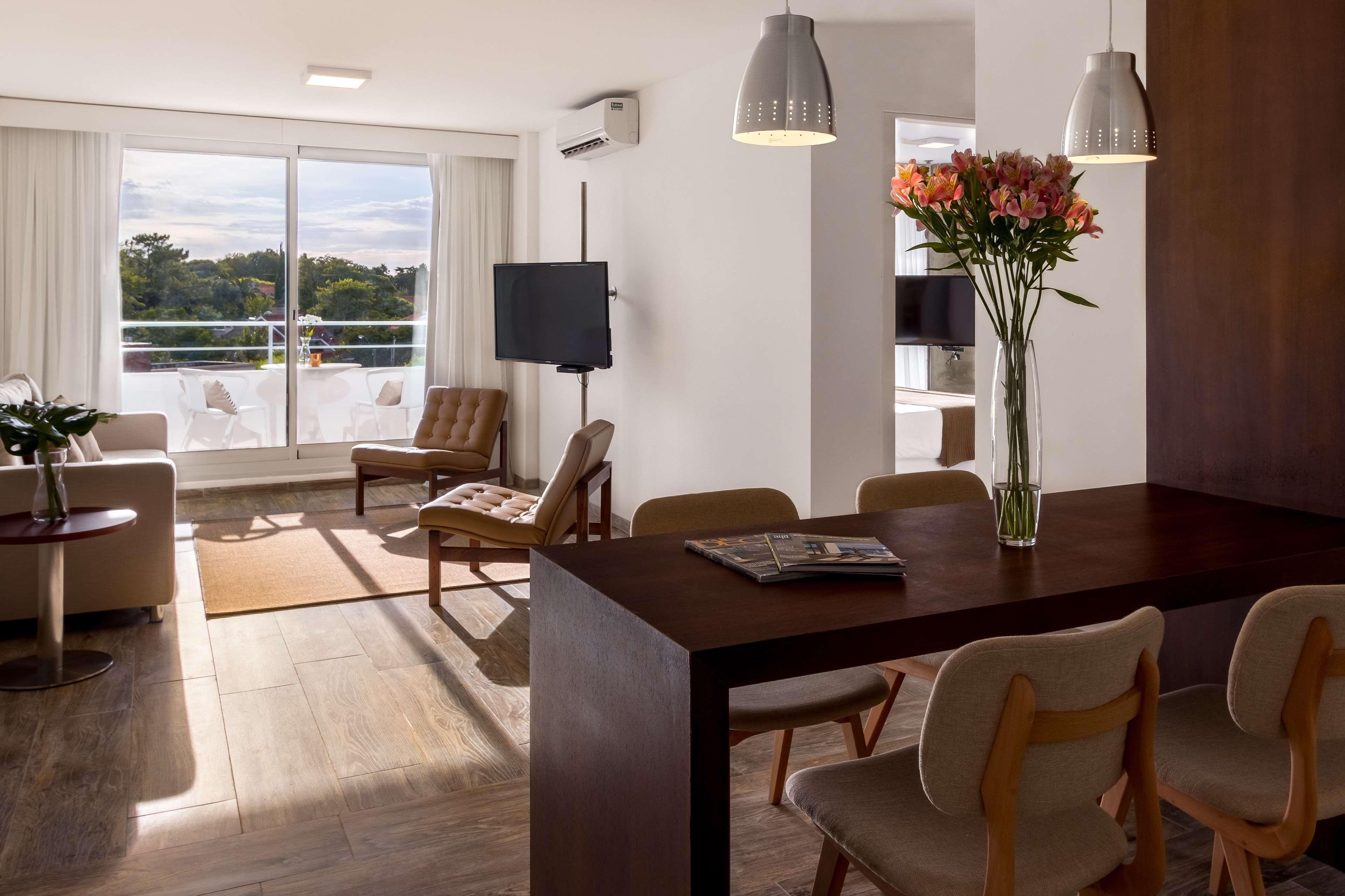 Dazzler By Wyndham Colonia Hotel Colonia del Sacramento Exterior photo