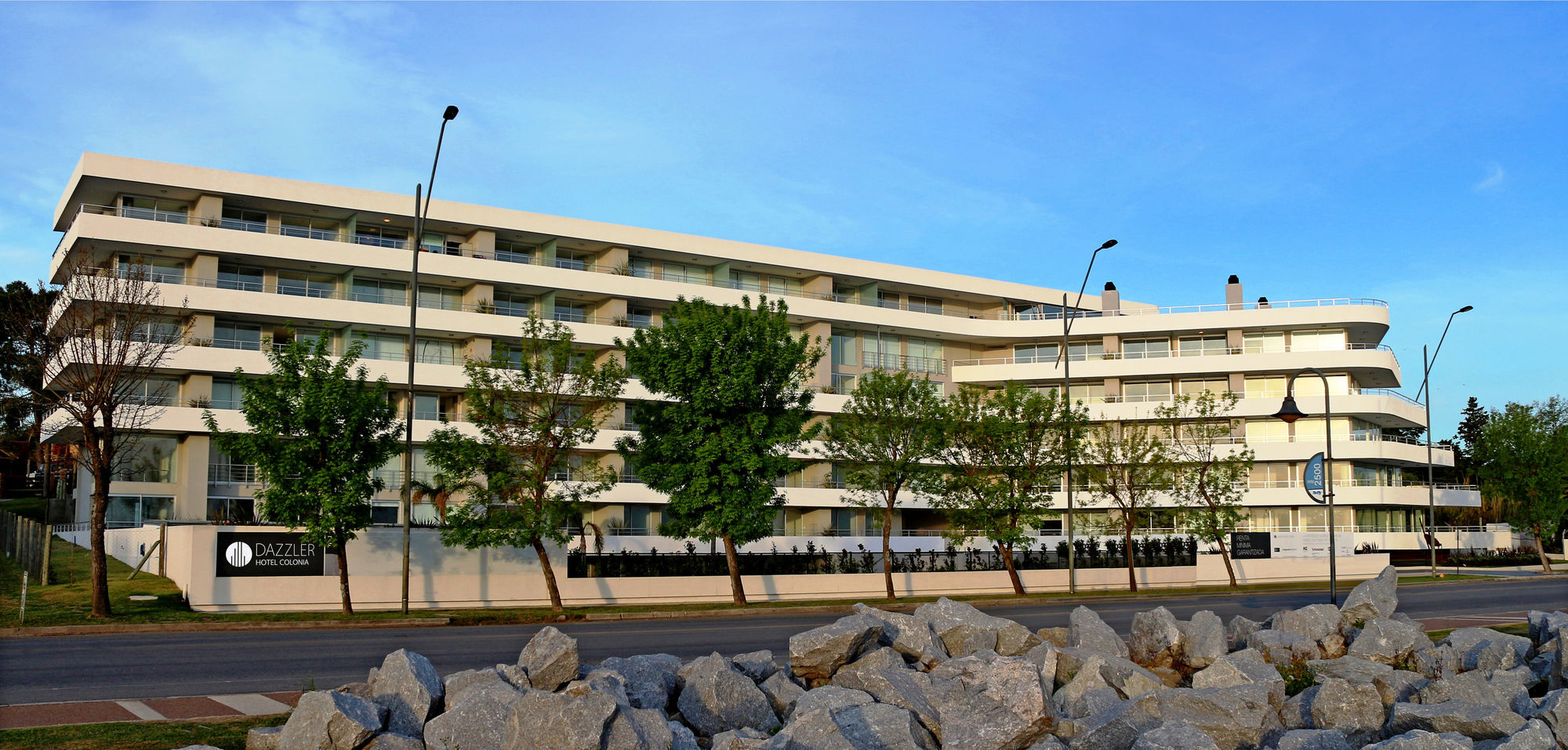 Dazzler By Wyndham Colonia Hotel Colonia del Sacramento Exterior photo