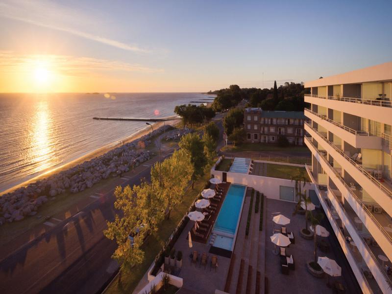 Dazzler By Wyndham Colonia Hotel Colonia del Sacramento Exterior photo
