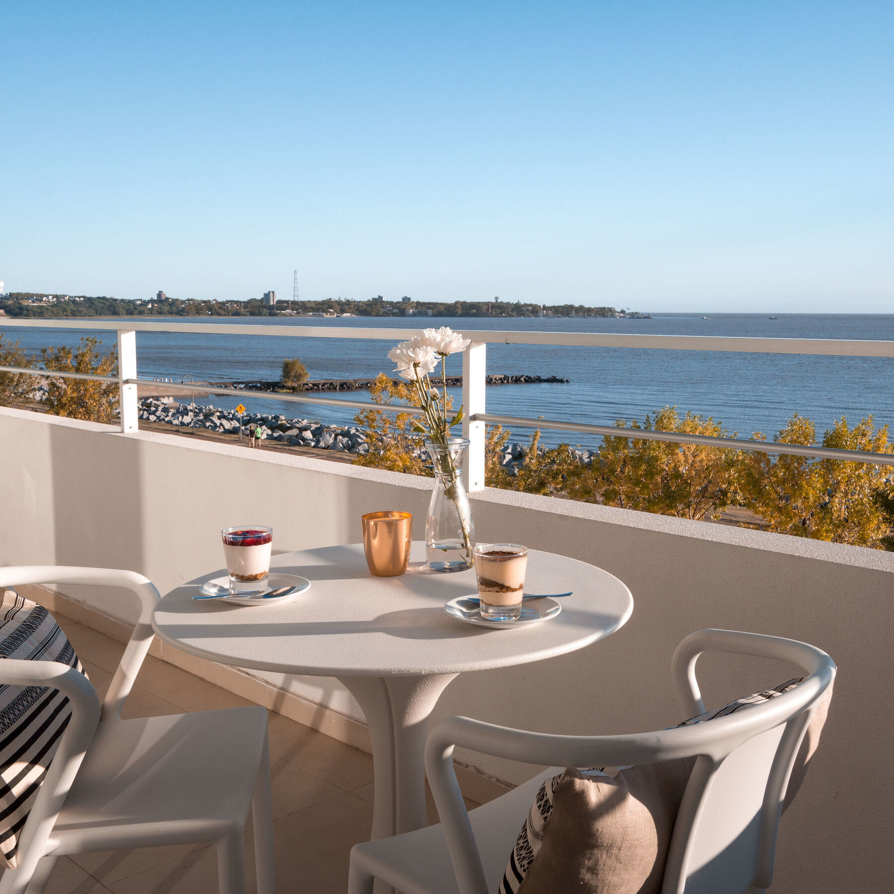 Dazzler By Wyndham Colonia Hotel Colonia del Sacramento Exterior photo